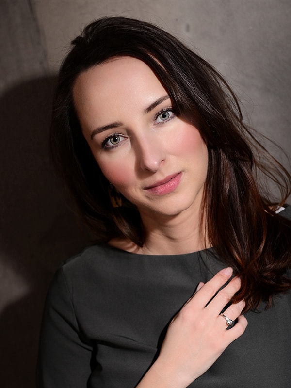 Olga Bajrami Kriegsenkel Kongress